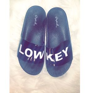 "low key" Slides size 6